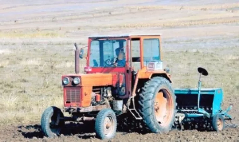 Agricultura mai contribuie la PIB cu putin peste 6%