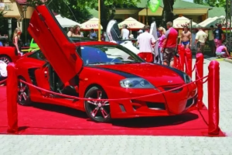 Anul acesta, Exotic Car Show din Mamaia defileaza fara masini tunate