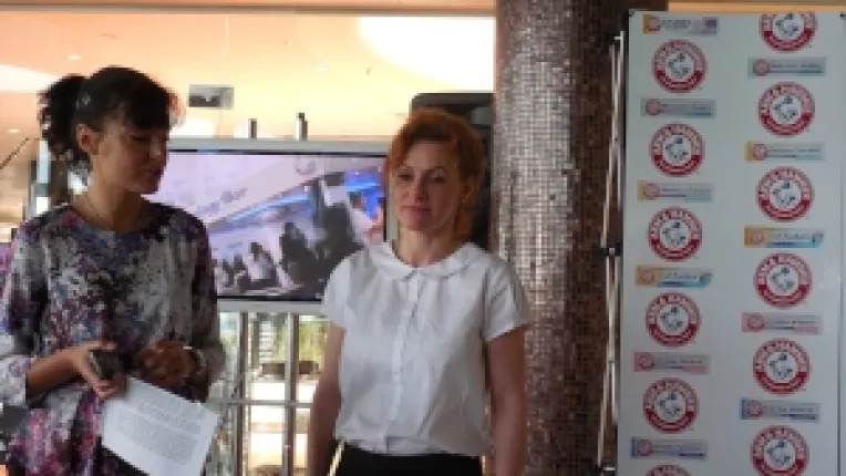 ARM & HAMMER, cel mai cunoscut brand american de pasta de dinti pe baza de bicarbonat de sodiu, s-a lansat in Romania