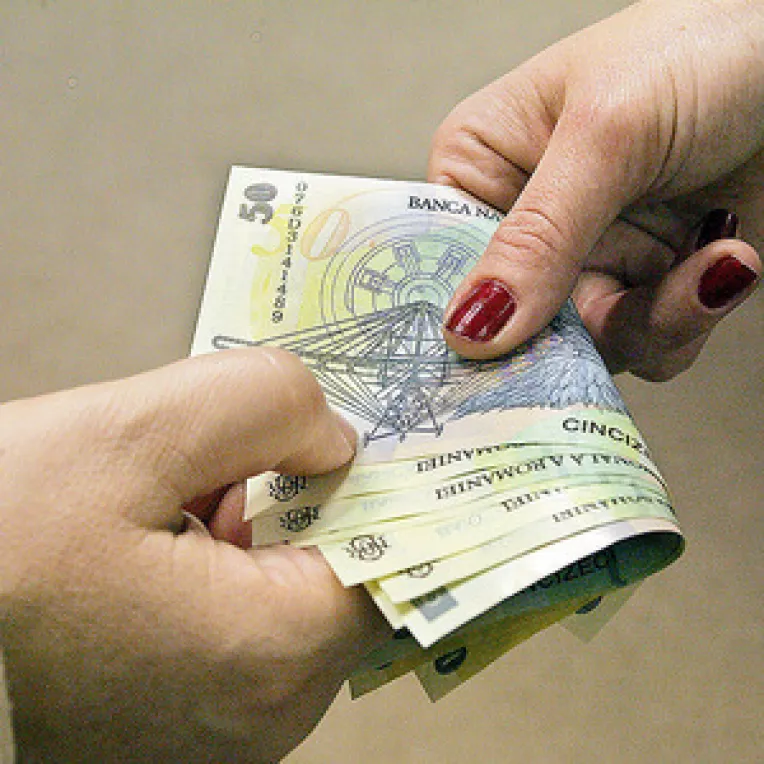 Bancile nu mai pot modifica dobanzile si comisioanele creditelor