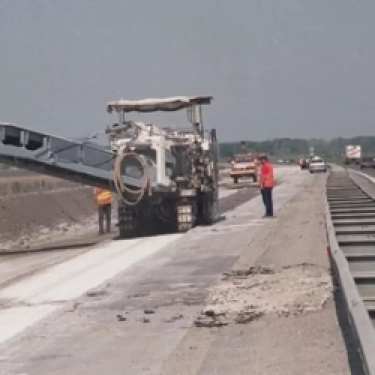 Bechtel are promisi 450 de milioane de euro in 2009