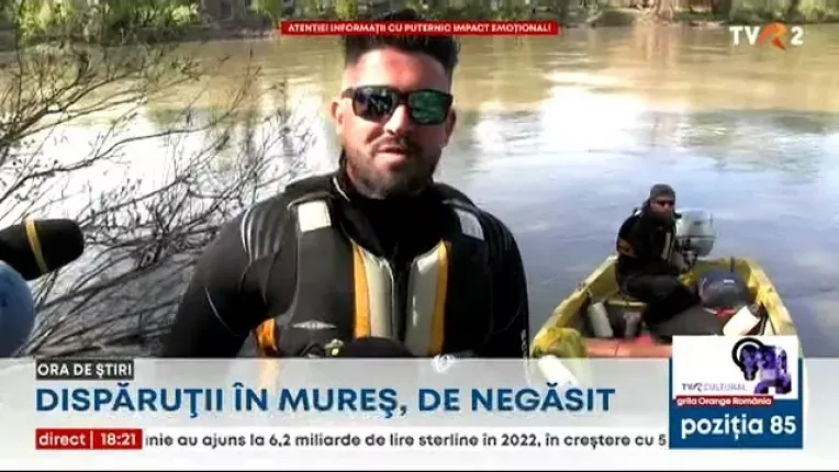 Cele patru persoane disparute in apele Muresului sunt de negasit