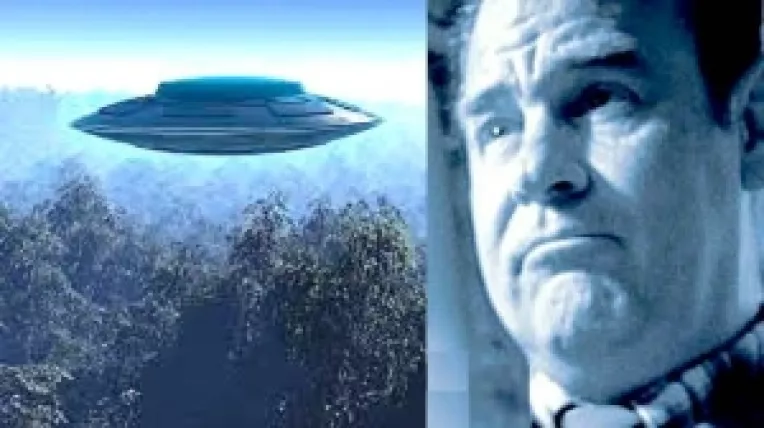 Celebrul actor canadiano-american Dan Aykroyd este un sustinator si un investigator al fenomenului OZN