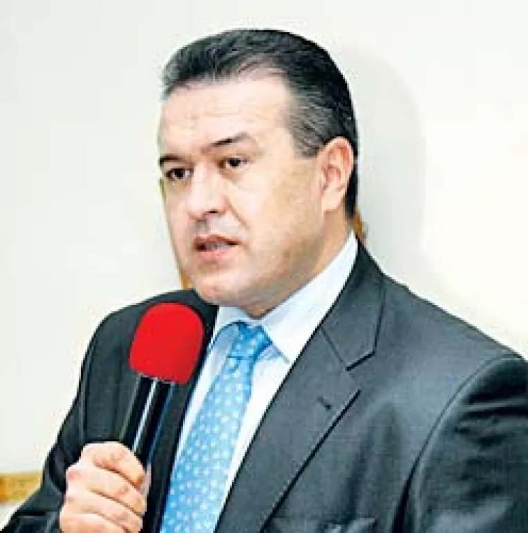 Daraban: "Nu-l votati pe Mazare!"