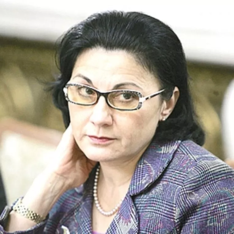 Ecaterina Andronescu, "profund dezamagita"