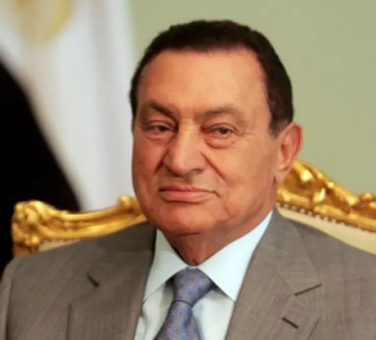 Hosni Mubarak a intrat in coma sambata, la o zi dupa ce a cedat puterea armatei