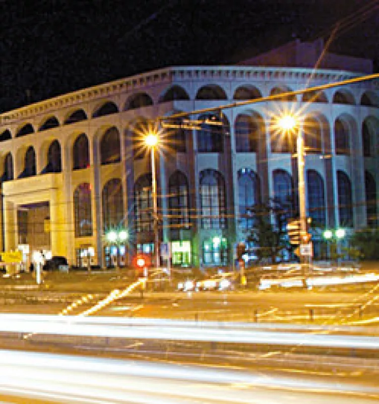 Magnet pentru constructori: Renovarea Teatrului National Bucuresti cu 50 de milioane €uro