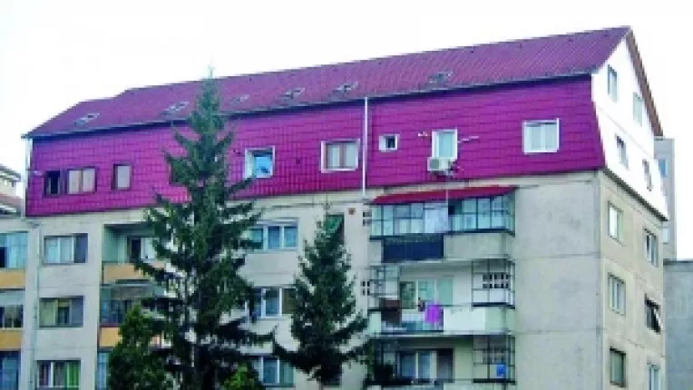 Numarul autorizatiilor pentru mansardari, in prabusire