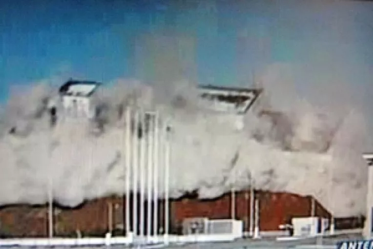 Pavilionul administrativ de la Uzina Dacia a fost demolat