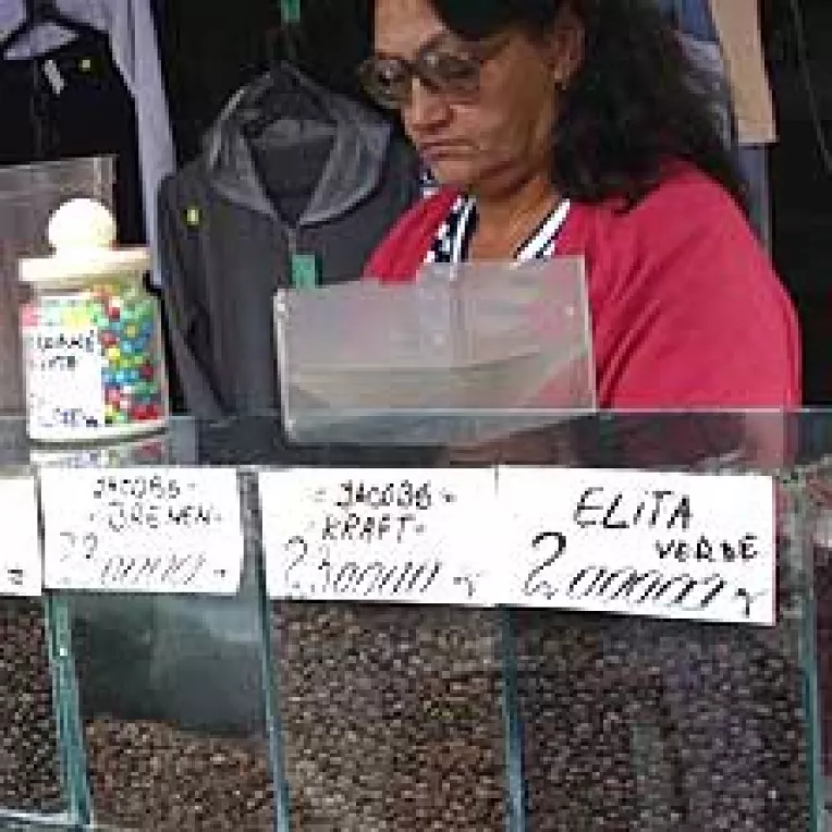 Pretul cafelei scade cu pana la 10%