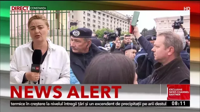 Profesorii intra astazi in greva de avertisment, intre orele 11.00 si 13.00