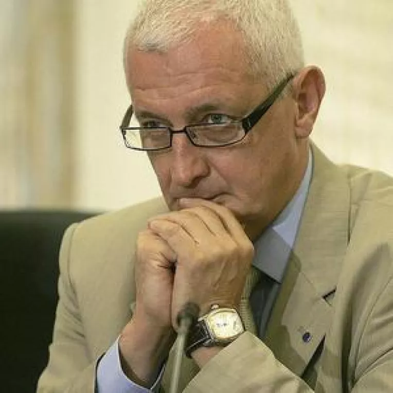 Senatorul UDMR Gyorgy Frunda cere demiterea lui Horia Georgescu si a lui Catalin Macovei