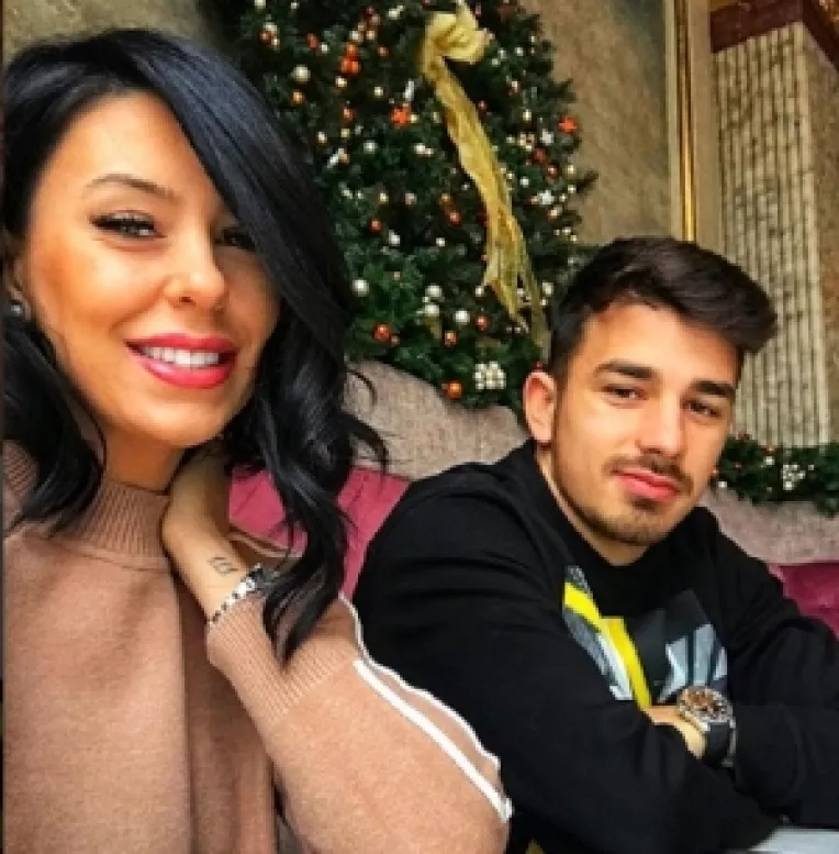 Sotia fotbalistului Hanca, agresata de fanii Dinamo