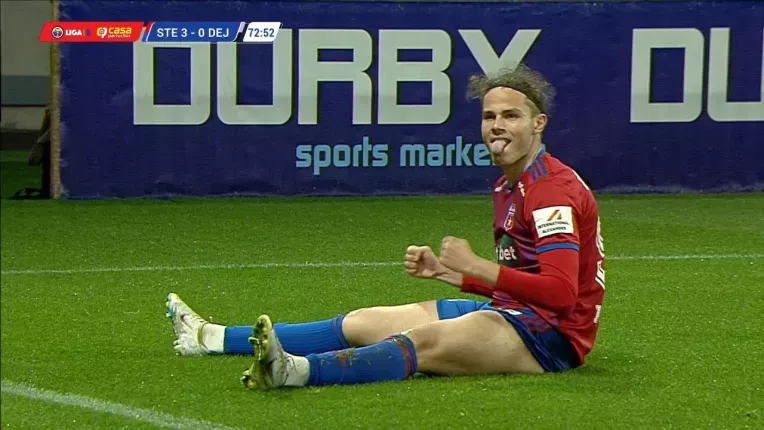 Steaua - Unirea Dej 3-0. Spectacol in Ghencea, cu stadionul aproape gol