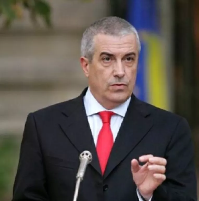 Tariceanu: Daca Boc nu vine cu masuri anti-criza, PNL cere sesiune extraordinara a Legislativului