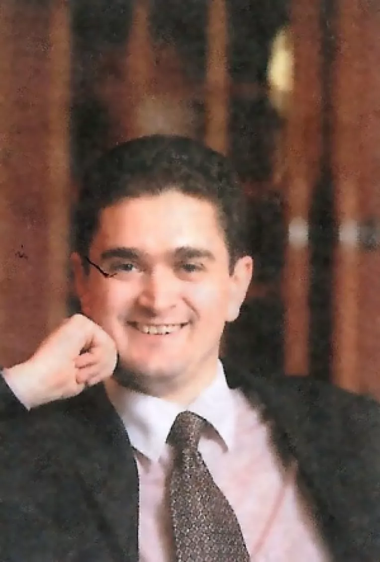 Teodor Paleologu renunta la functia de ambasador pentru a candidadin partea PD-L