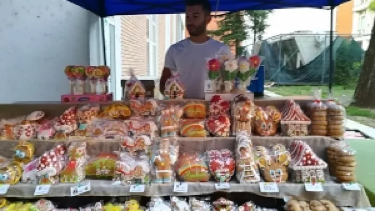 Turta dulce inspirata de desenele animate ale lui Walt Disney, la targul de la MTR