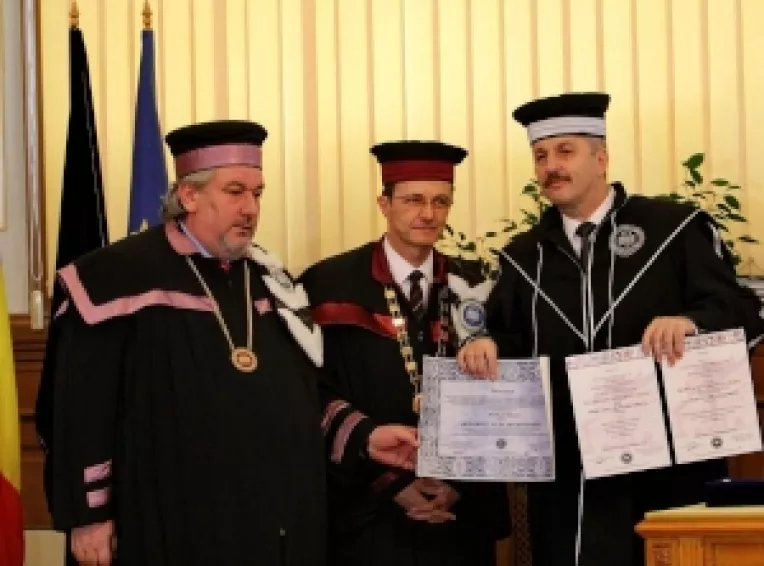 Un discurs exceptional al lui Vasile Dancu, la ceremonia decernarii titlului de Profesor Honoris Causa al UBB Cluj-Napoca (2)