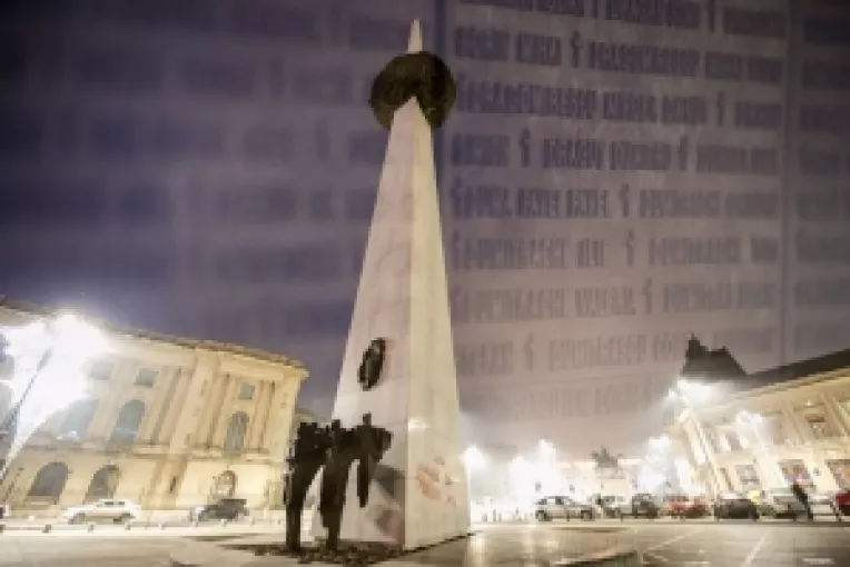 Victime ale Revolutiei Romane de la 1989: 1.166 de oameni au murit pentru libertate, in  18 orase declarate martir